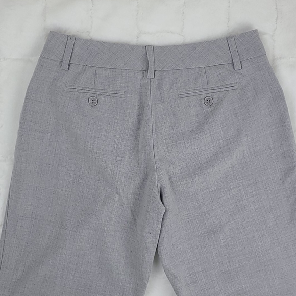 $5 🔥 Womens bermuda shorts - Picture 2 of 7